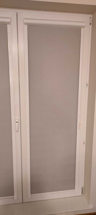 Roleta okienna w kasecie szara