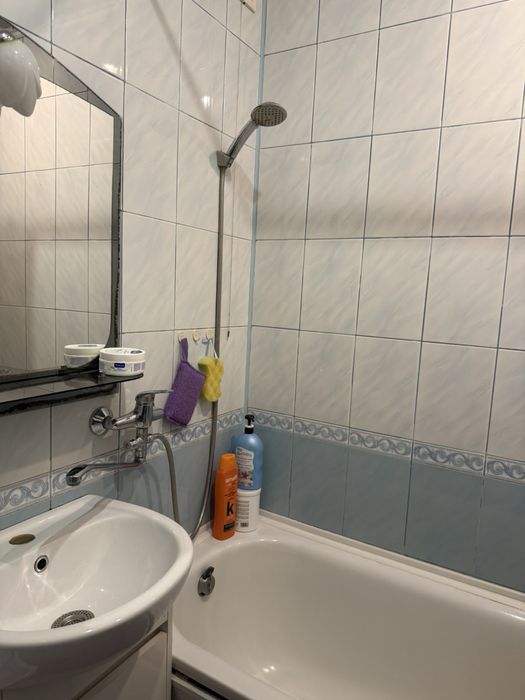 Продаж 4-кімнатної квартири вул Київська