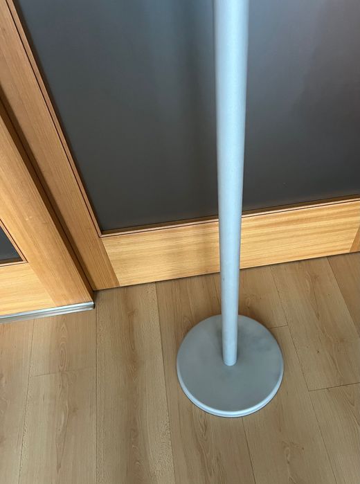 Bengaleiro / cabide de pé