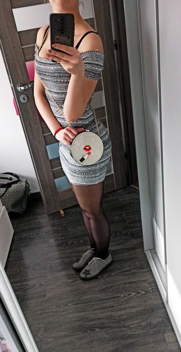 Bawełniana letnia krótka obcisła sukienka mini szara rozmiar XS-S