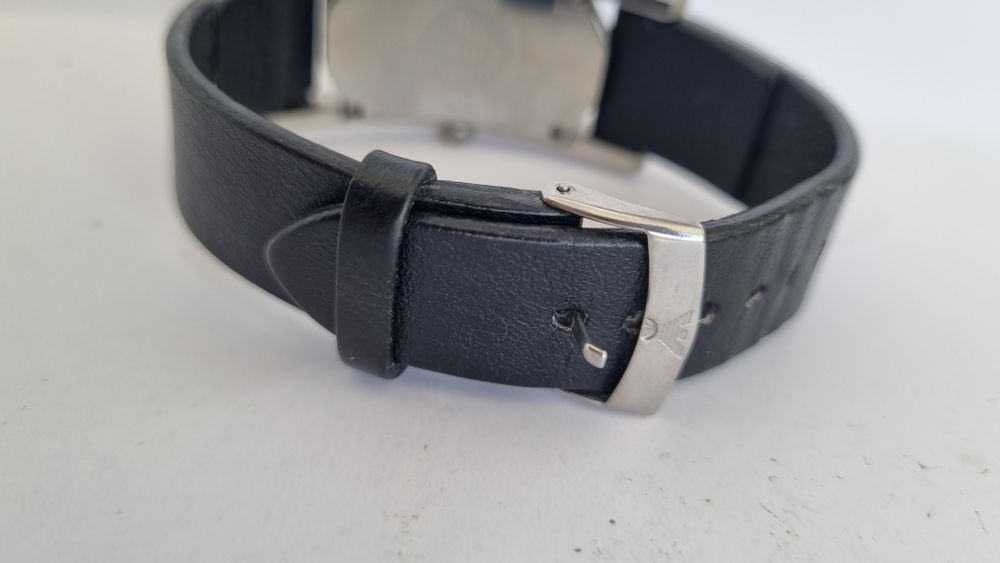 Наручные часы Emporio Armani