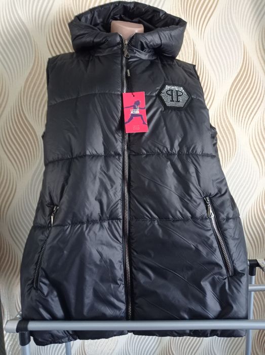 Чудова безрукавка р.60-64