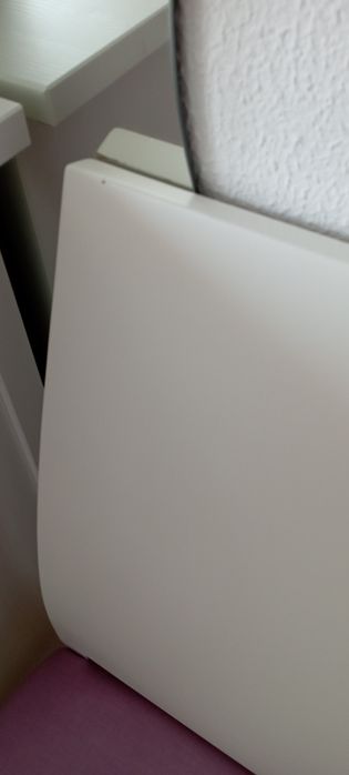 Cadeira de quarto branca de design