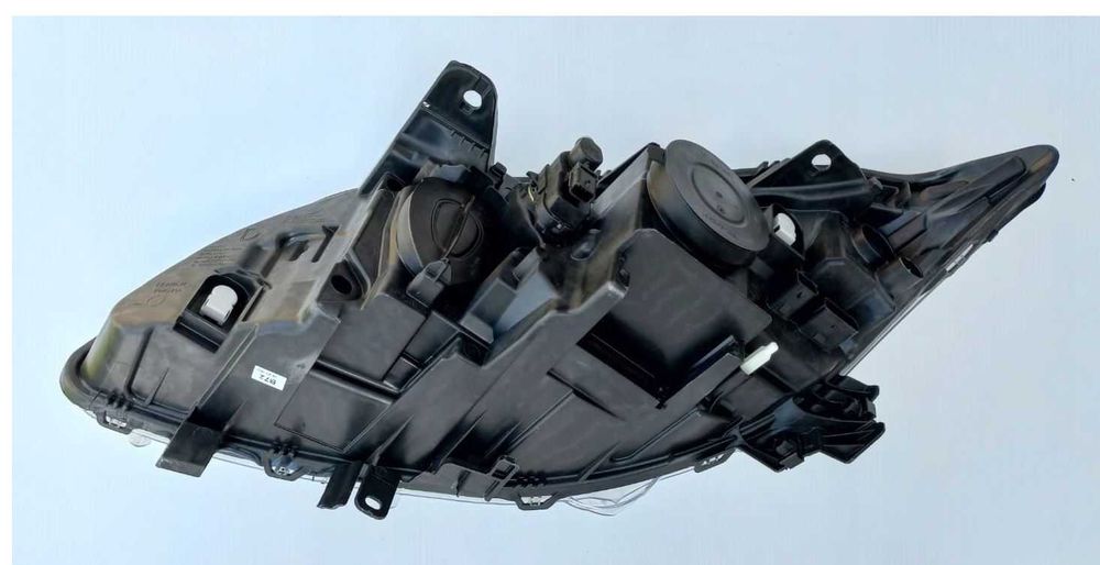 lampa RENAULT LAGUNA III 3 07-15 prawa kompletna valeo