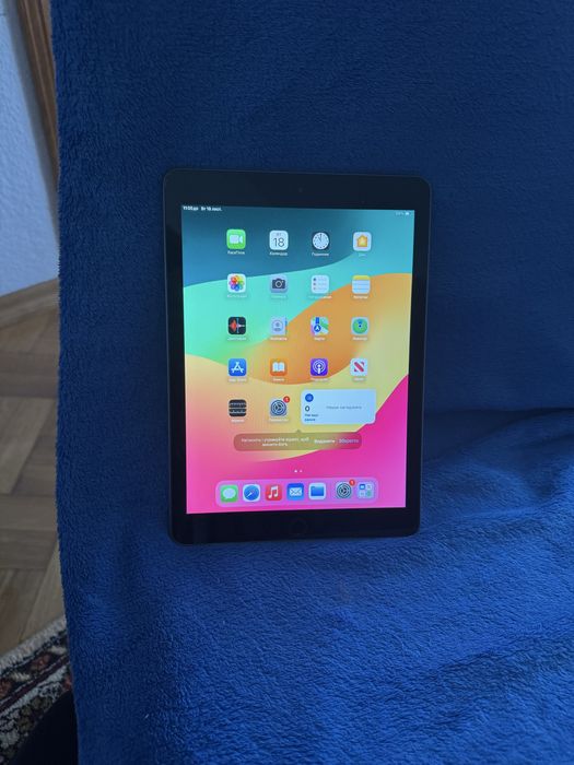 ipad 6 32gb - купити планшети - Ціна на OLX.ua