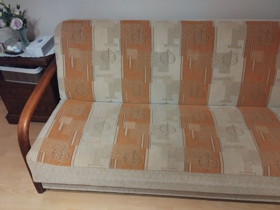 Wersalka solidna używana