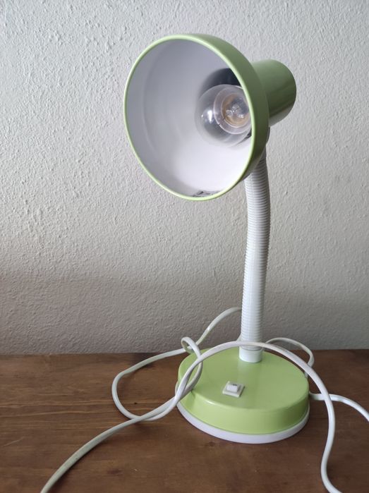 Candeeiro verde claro