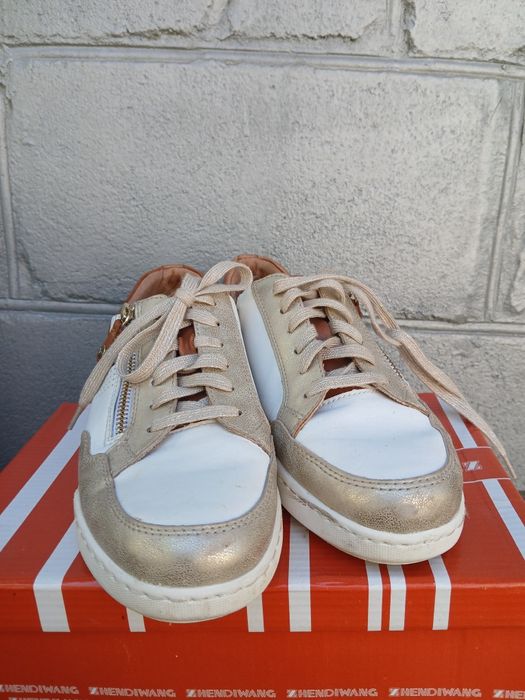 Кроссовки кеды кожа 39 рр