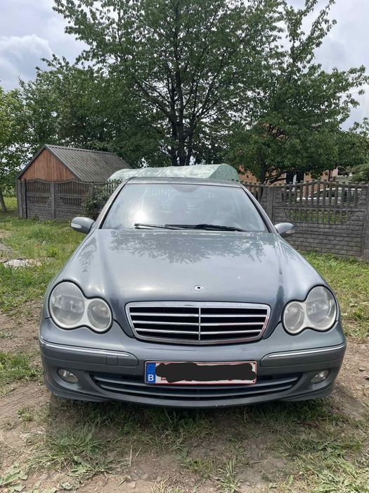 Авто для військових Mercedes-Benz c220 2004 рік автомат