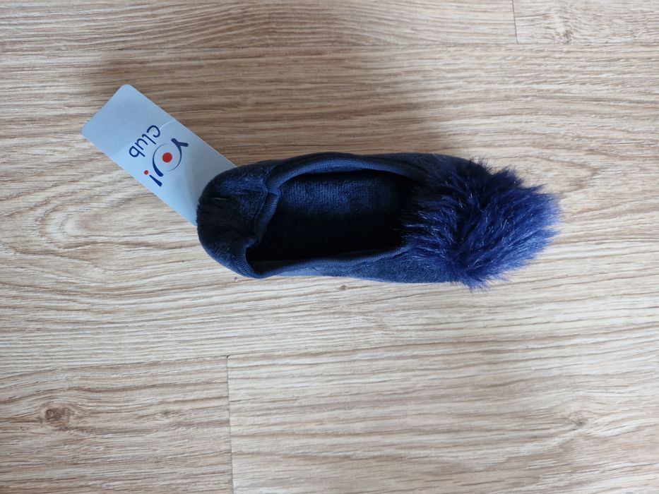 Balerinki z pomponem rozm 26/27