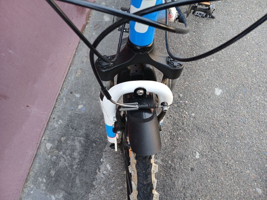 Продам велосипед Cube