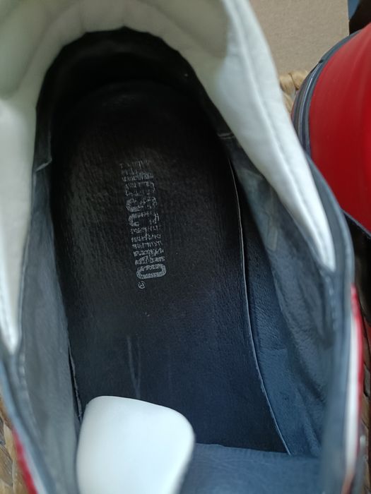 Buty skórzane Moschino
