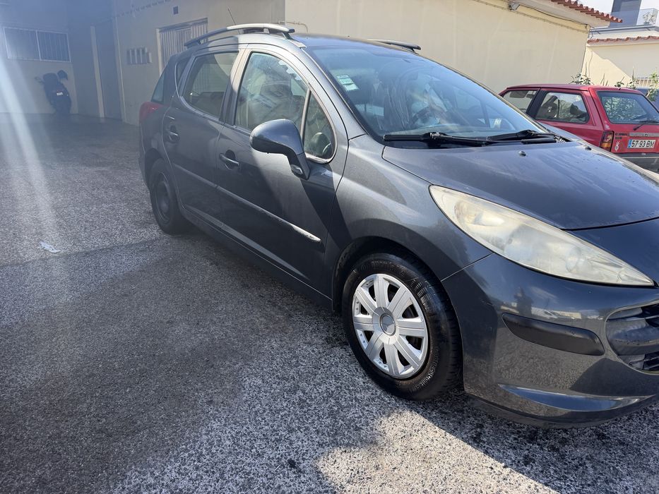 Peugeot 207 sw 1.4 com 120 mil
