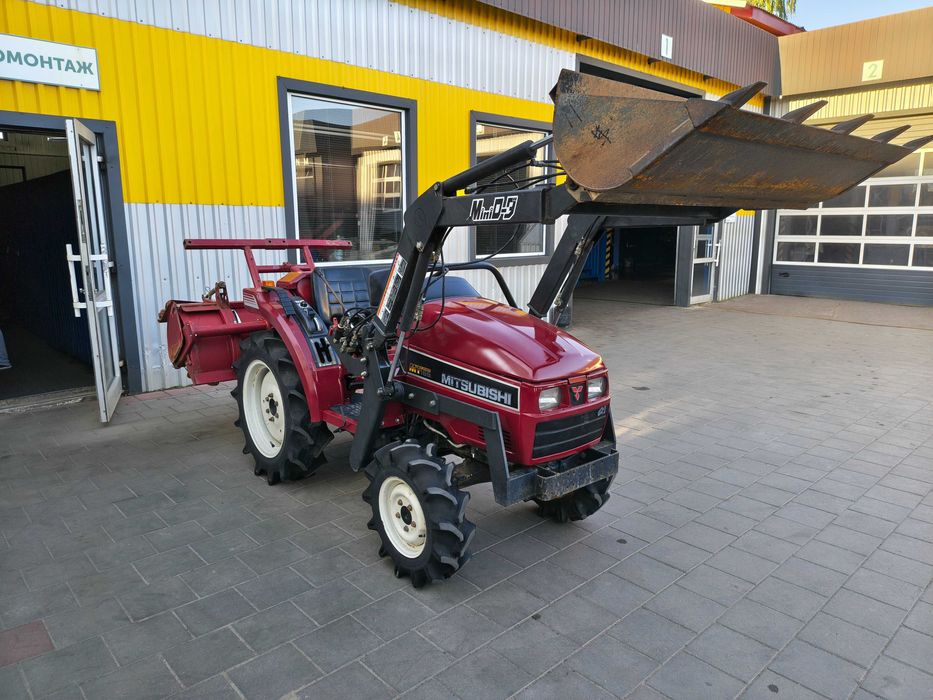 Японський мінітрактор Mitsubishi MT 165