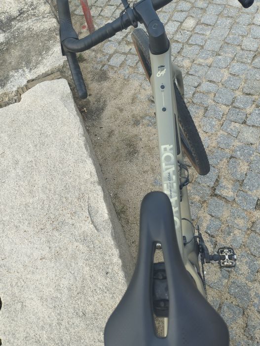 KTM Gravelator C/Rodas em Carbono