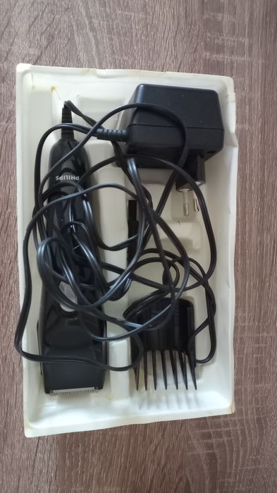 Продам набір для стрижки Philips QC 5005