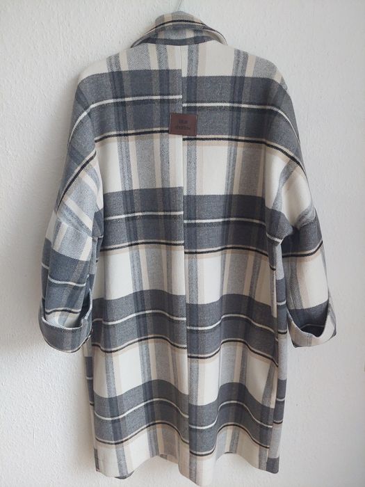 Gruby płaszcz w kratę beżowo szary L XL XXL Blue Shadow plus size Nowy