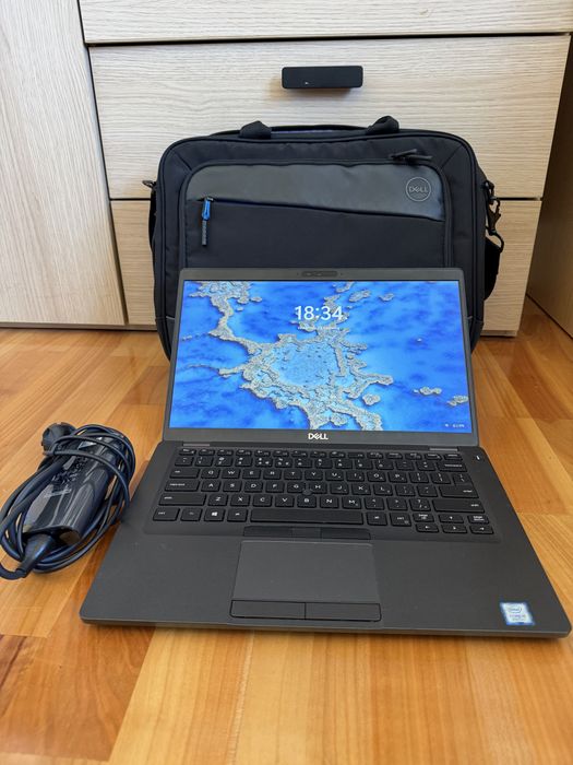 Laptop Dell 5400 Bardzo dobry stan,  mało używany.