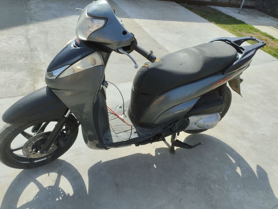 Скутер honda 300i на ходу