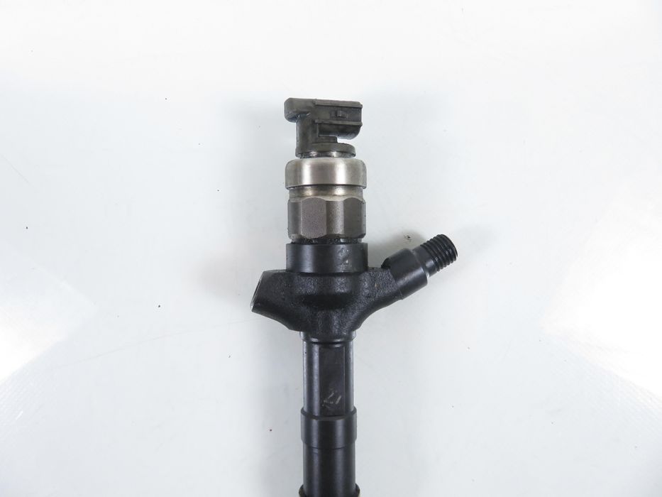Wtryskiwacz Toyota Corolla (_e12_) 2.0 D-4d - 236700g010