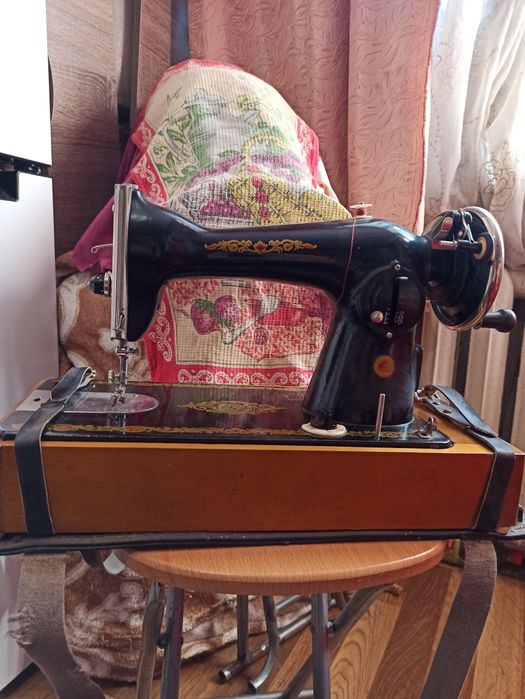 Швейная машина Подольская