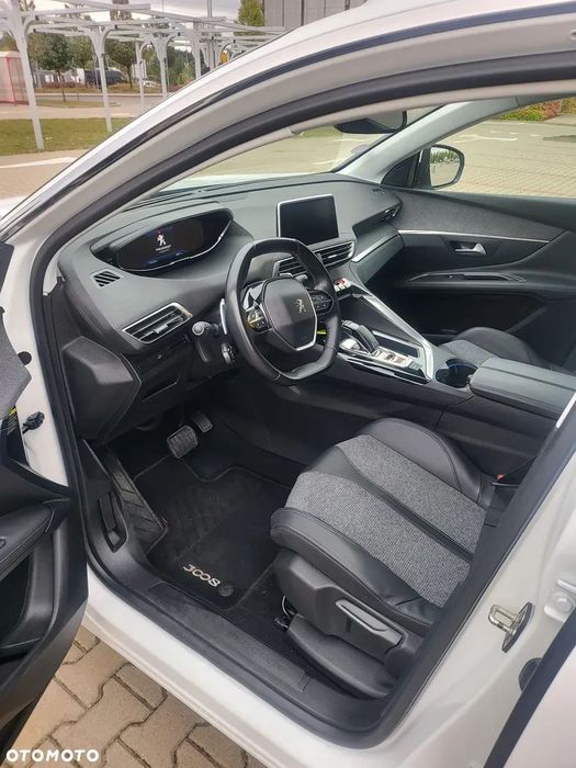 Peugeot 3008 Peugeot 3008 PureTech 130 Stop & Start GPF EAT8 Allure