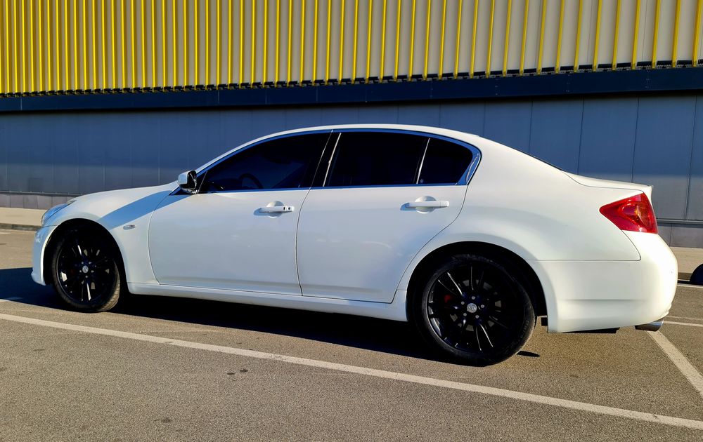Infiniti G37x Офіційний автомобіль Власник Топ сьогодні!  
 Офіційний
