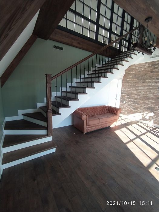 Сходи дерев'яні,сходи бетонні,сходи металеві,обшивка сходів.