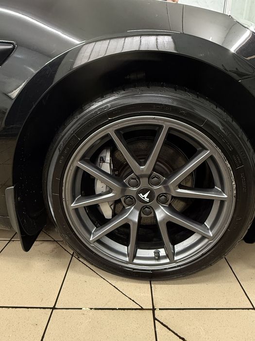 Tesla model 3 2022 года Leng Range82.5КвТ