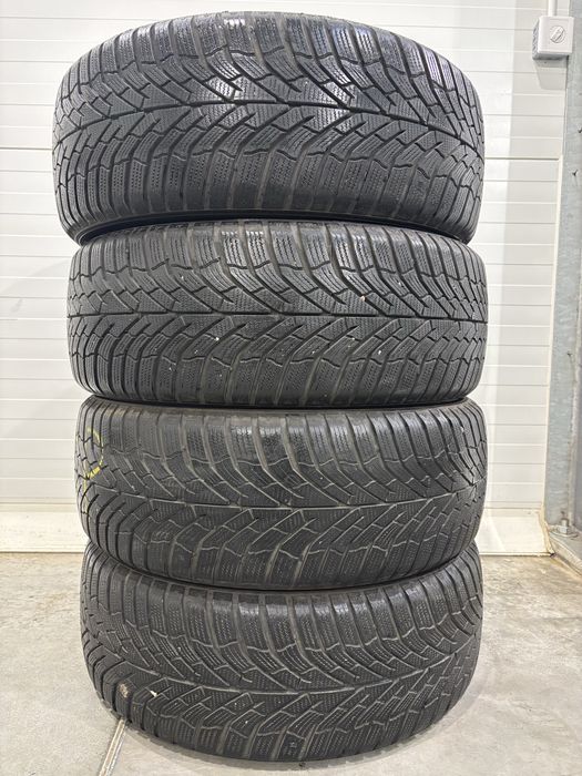 Opony zimowe Kumho 225/55/17 2023 bardzo dobry stan Montaż
