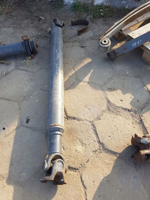 wał pędny napędowy cał dł. 164 cm od spawu do spawu 114 cm daf 65 cf