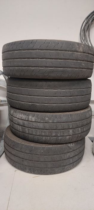 Покришки Continental 235/65/R16C