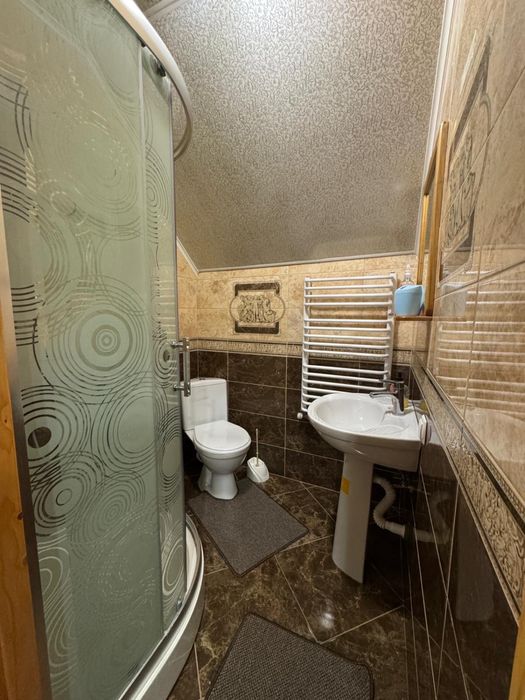 Оренда та здача житла в Карпатах з сауною та басейном подобово!