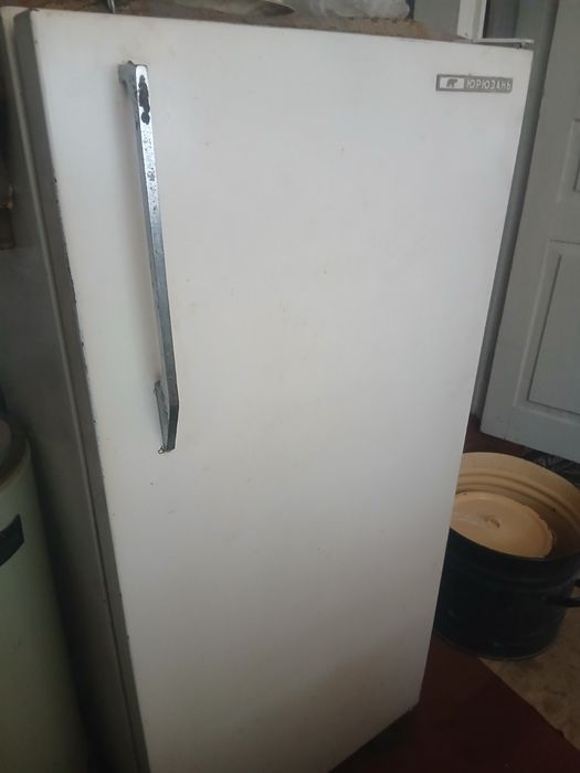 Холодильник в робочому стані