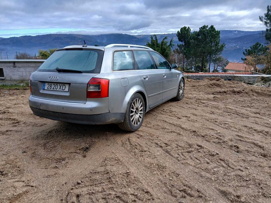Vendo Audi A4 1.9 TDI