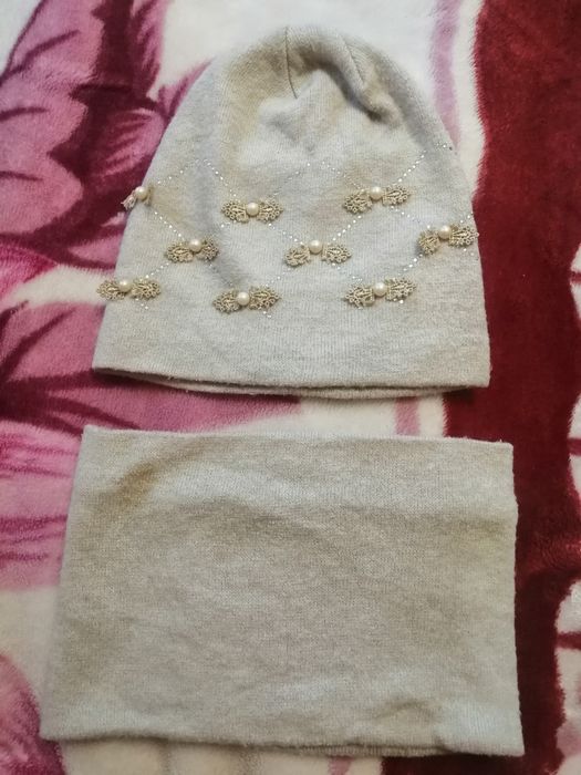 Шапка і хомут...