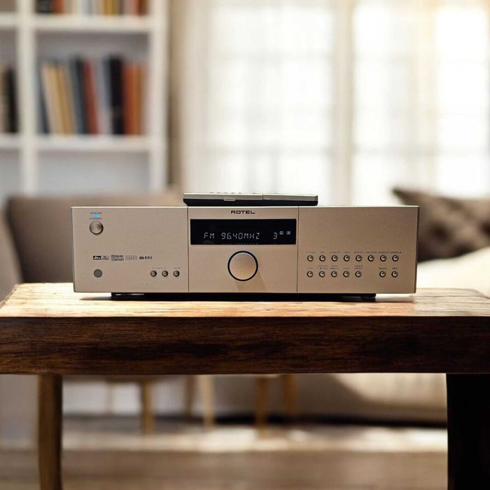 Amplituner Rotel rsx-03 5.1