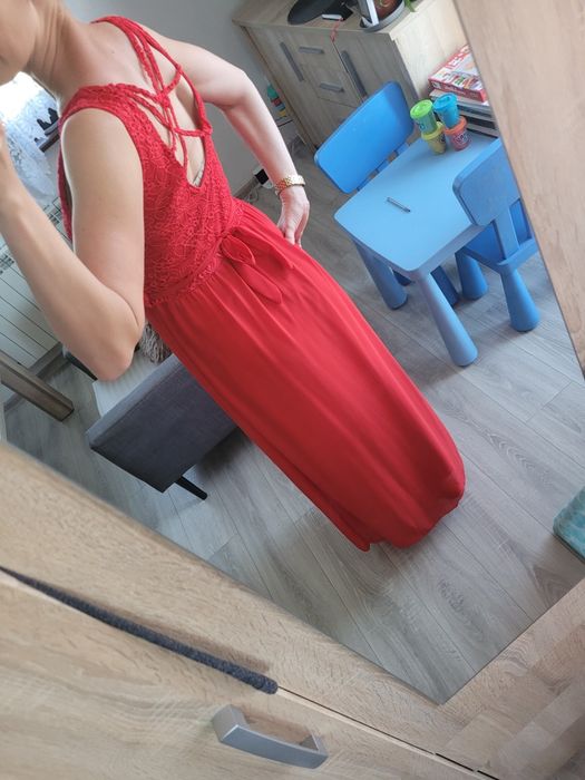 Sukienka czerwona rozmiar M