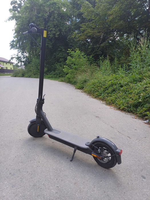 mi electric scooter essential black