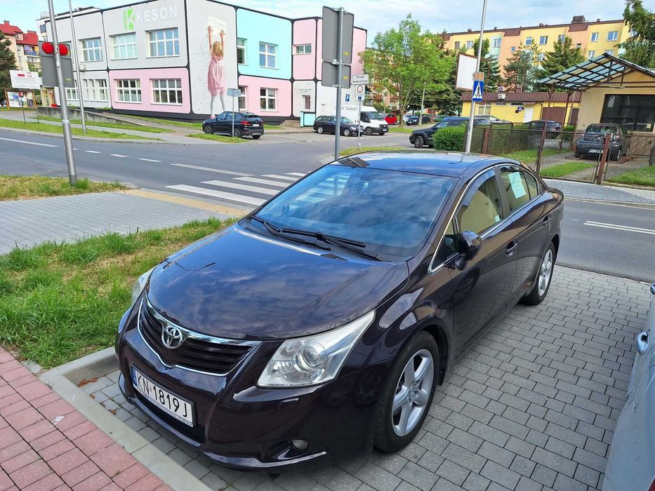 Toyota Avensis T27