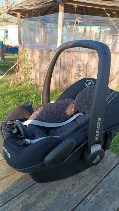 Maxi cosi pebble