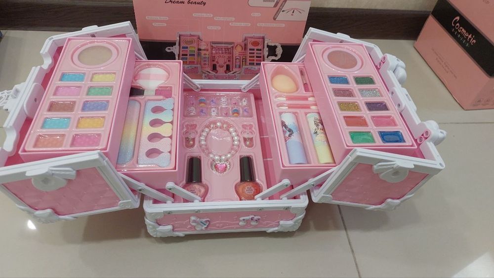 Набір дитячої косметики 22 предмети косметичний набір для макіяжу