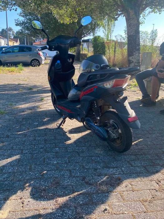 Vendo mota elétrica