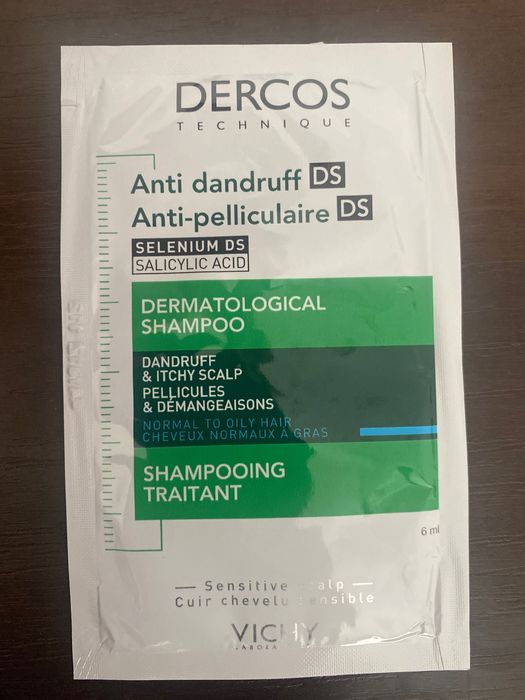 Vichy Dercos проти лупи для жирного і сухого типу