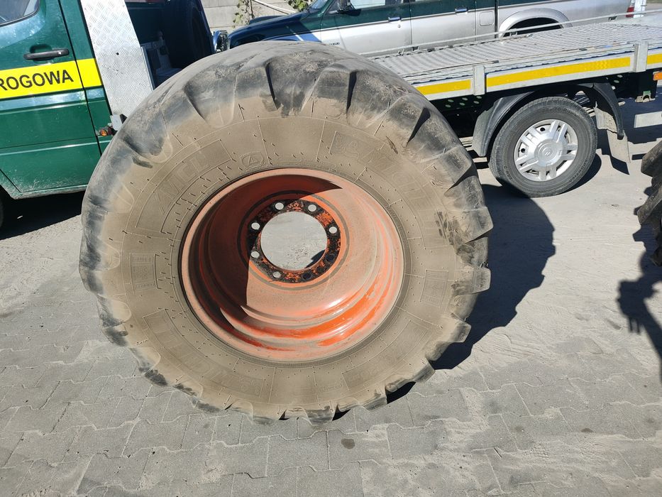 Opona Michelin 500/70r24