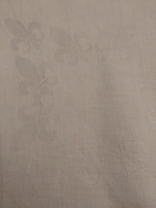 Motyw lilijki harcerskiej serweta 50 x 50 dla harcerzy  :)