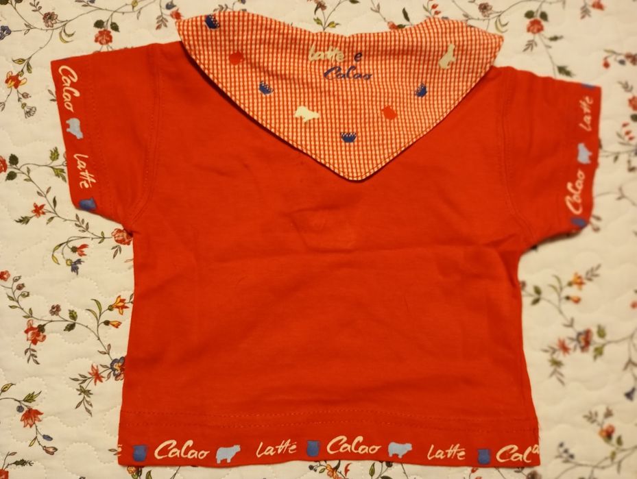 T-shirt vermelha Chicco