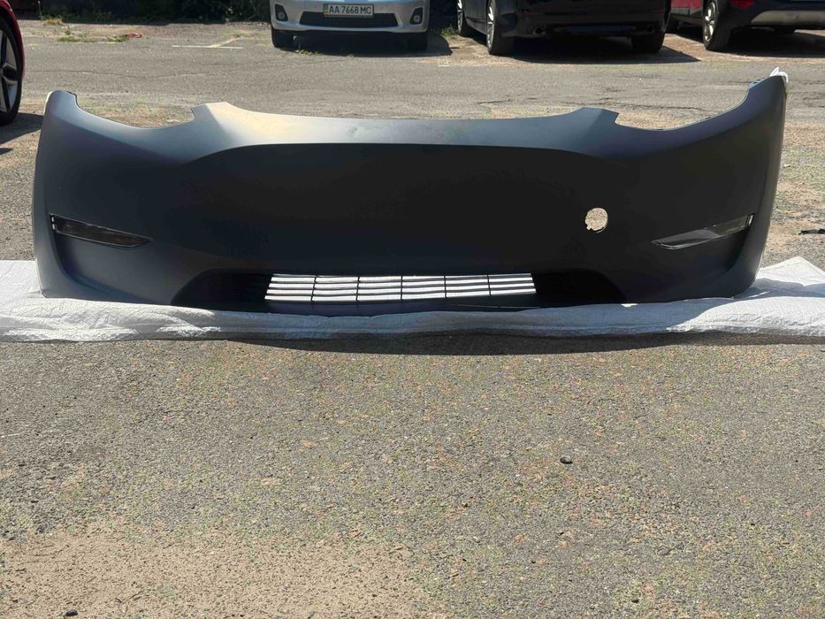 Радиатор, панель радиатора, жалюзи, люверс TESLA model Y 2020 2021 2022 2023 2024