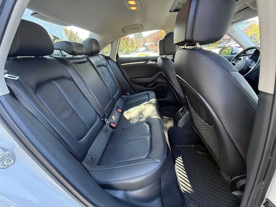 Audi A3 quattro Premium      2015