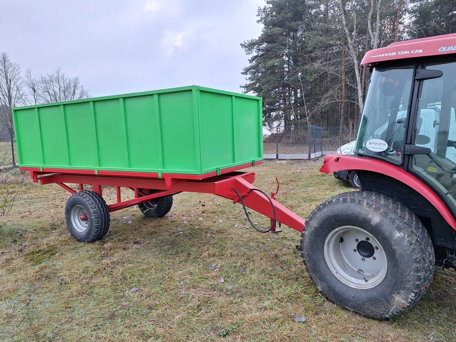 Przyczepa jednoosiowa masywna - wywrotka.